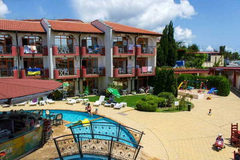 Selena Complex Hotel Pantai Sunny Luaran gambar