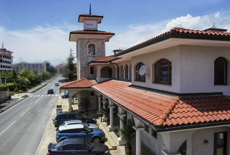 Selena Complex Hotel Pantai Sunny Luaran gambar